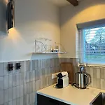 Bed & Breakfast Studio34