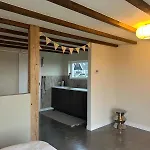 Bed & Breakfast Studio34 Hauwert