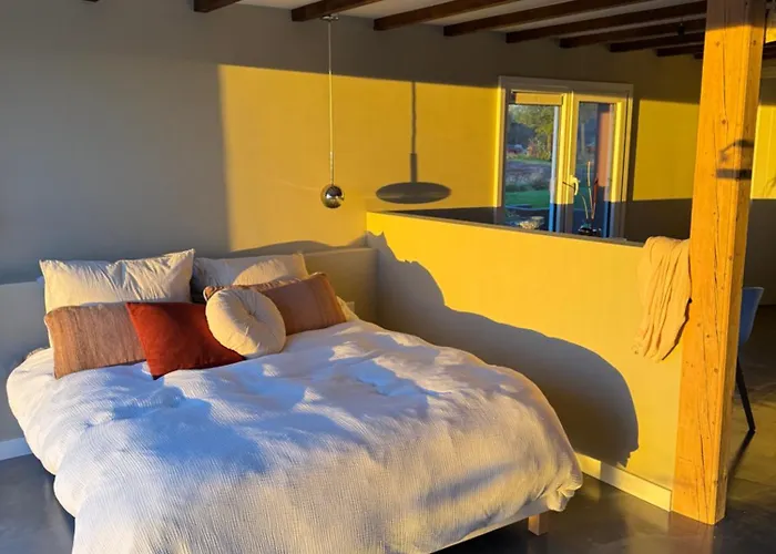 Studio34 Bed & Breakfast Hauwert