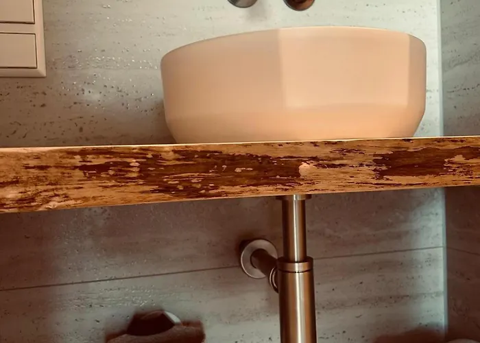 Studio34 לינה וארוחת בוקר 3*